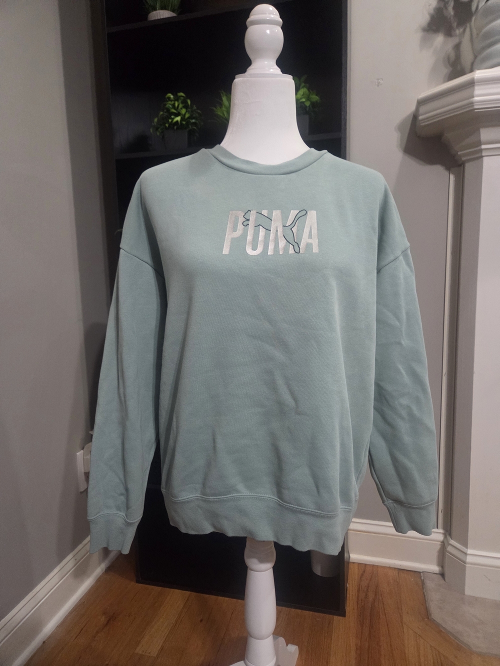 Puma Women's Crewneck Sweatshirt in Light Teal